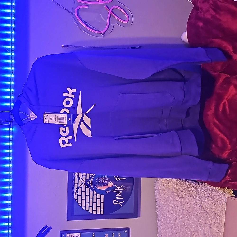 NWT Reebok hoodie